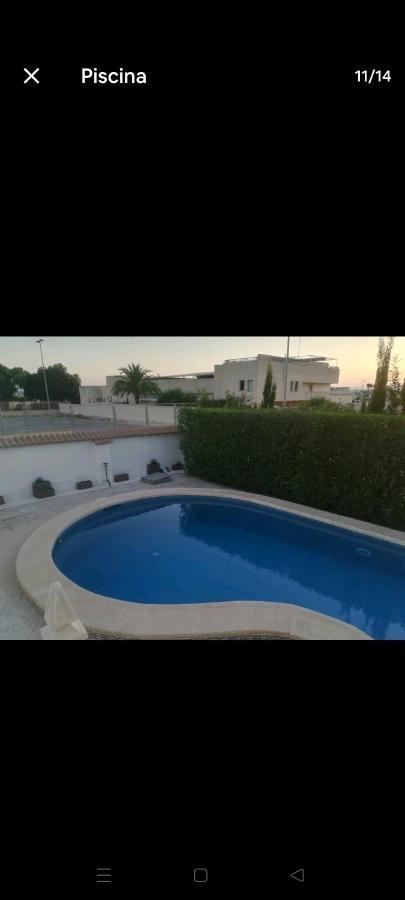 Acogedora Casa Con Piscina